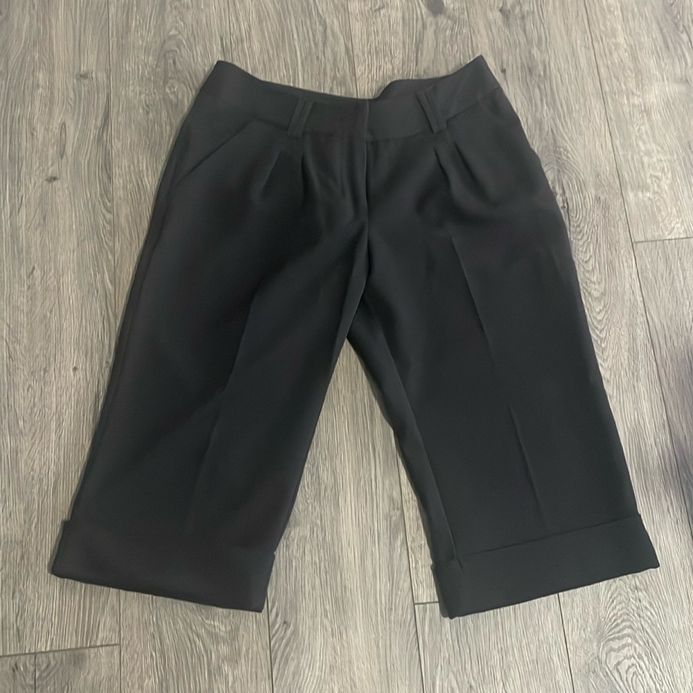 H&M Black Capris Cropped Dress Pants